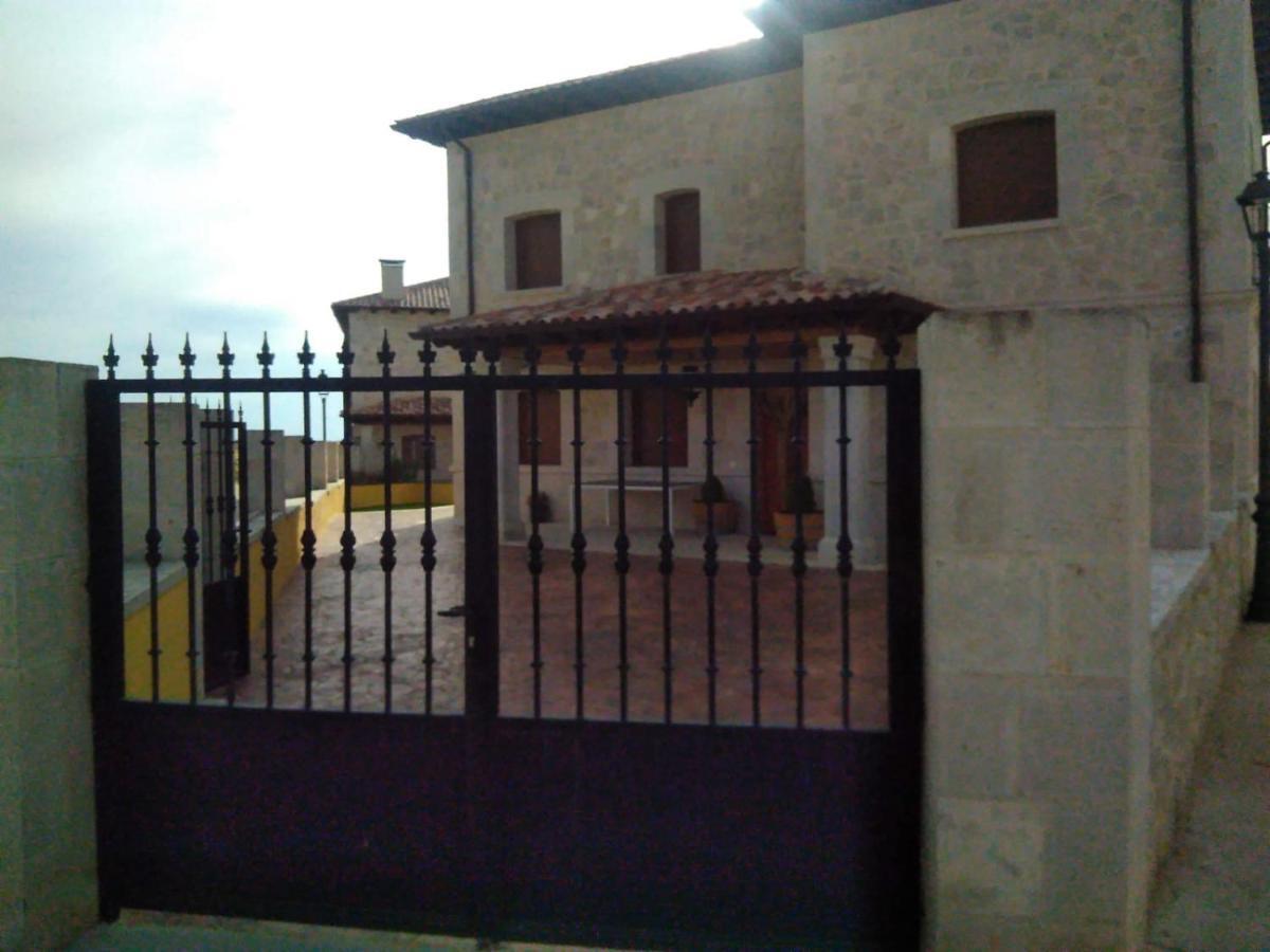 Casa Rural La Infanta Caleruega Exterior photo